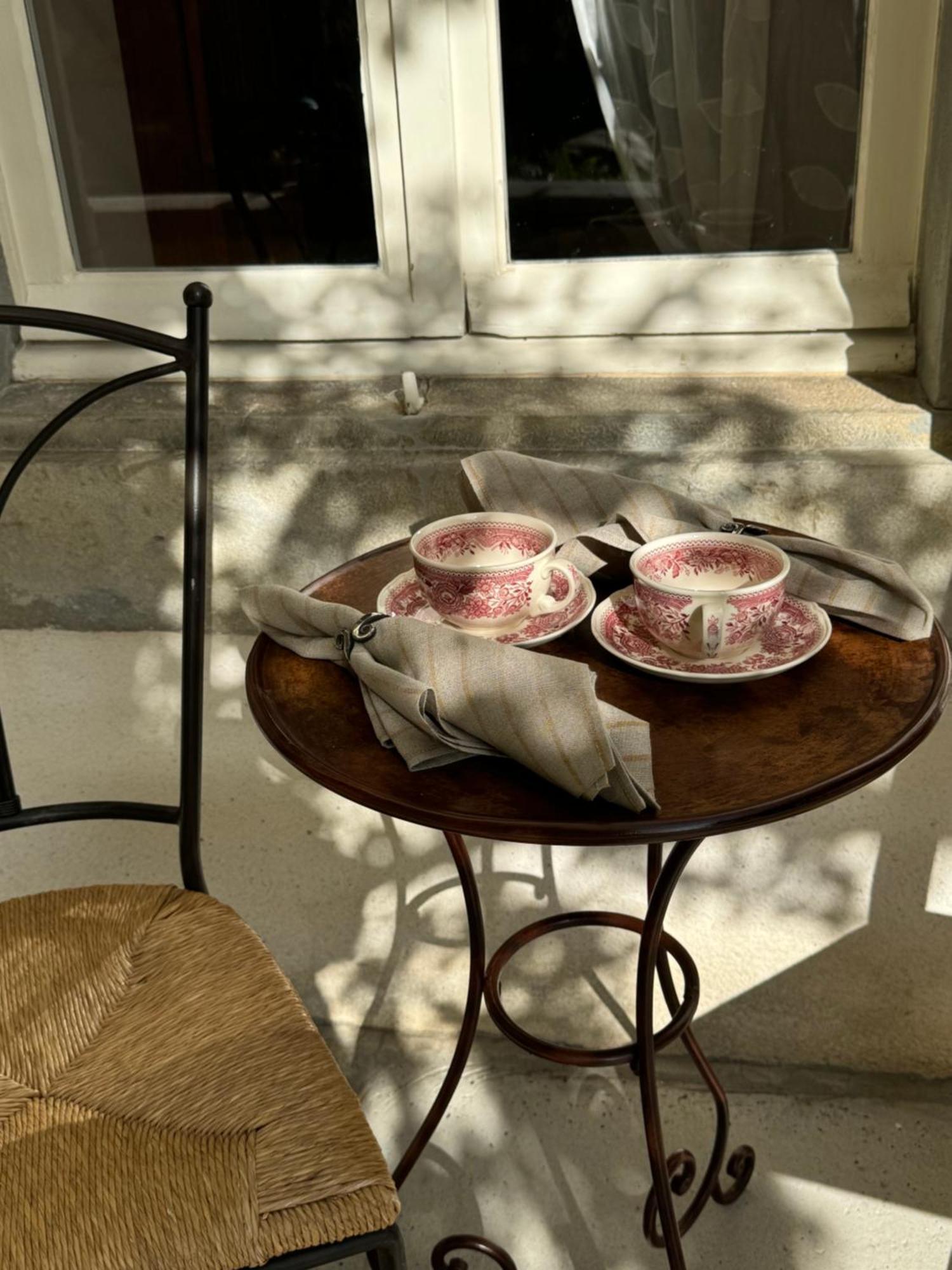 Le Patio Des Senteurs Bed and Breakfast Verzeille Eksteriør billede
